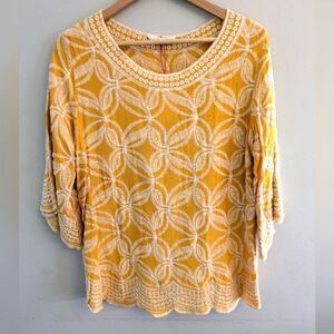 Solitaire Eyelet Lace Yellow Blouse Size L NWT